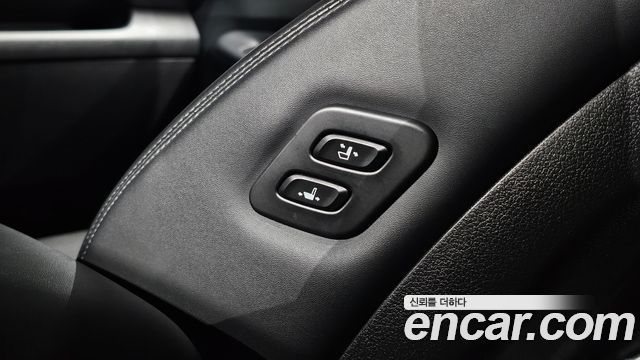 Hyundai Santafe 2021 — photo 29
