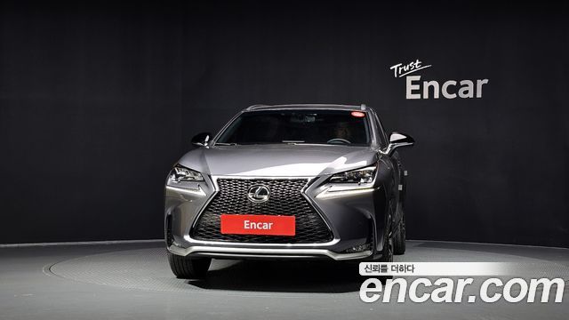 Lexus NX 2015 — photo 3