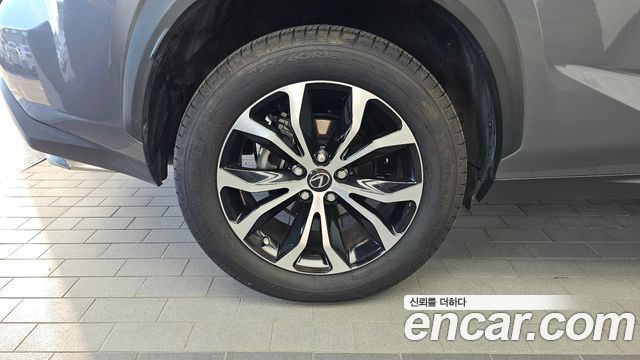 Lexus NX 2015 — photo 5