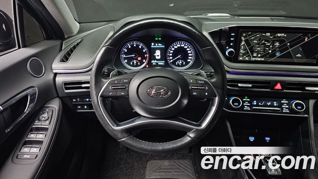 Hyundai Sonata 2023 — photo 12