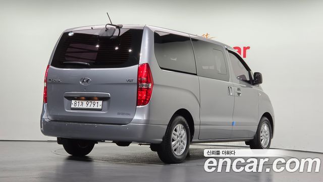 Hyundai Starex 2016 — photo 2