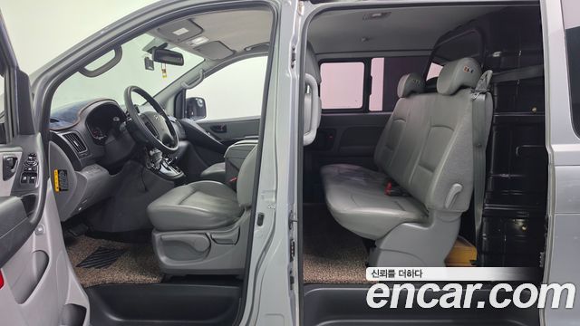 Hyundai Starex 2016 — photo 26
