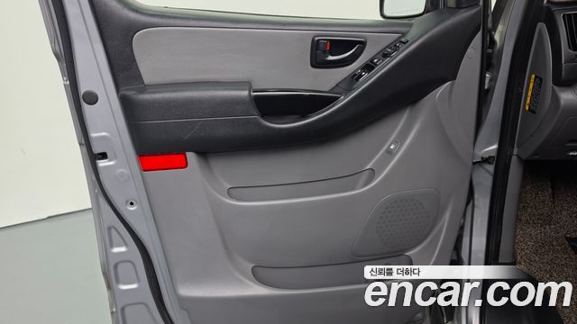 Hyundai Starex 2016 — photo 14