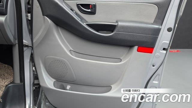 Hyundai Starex 2016 — photo 15