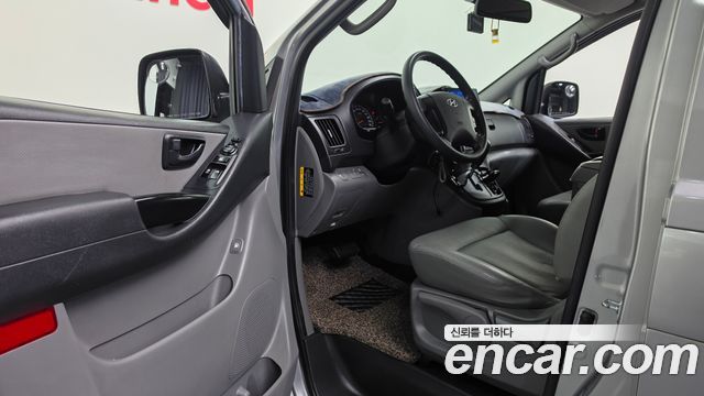 Hyundai Starex 2016 — photo 16