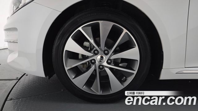 Kia K5 2018 — photo 5