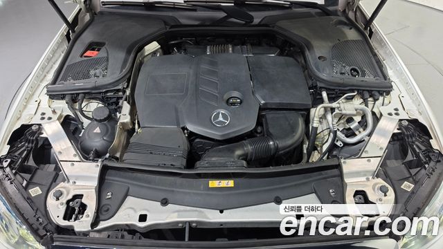 Mercedes-Benz E-Class 2017 — photo 6