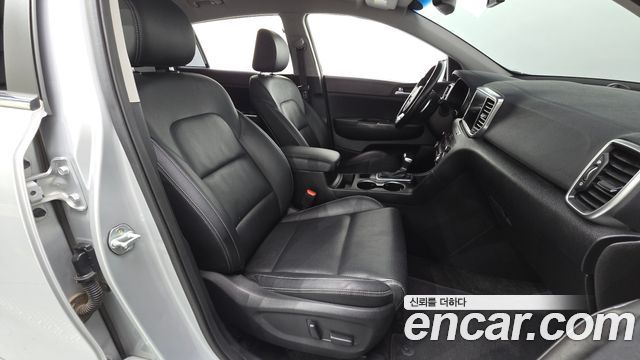 Kia Sportage 2019 — photo 16