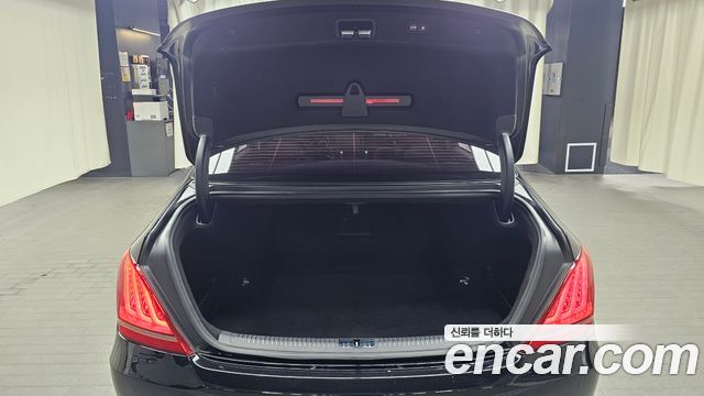 Genesis EQ900 2016 — photo 24