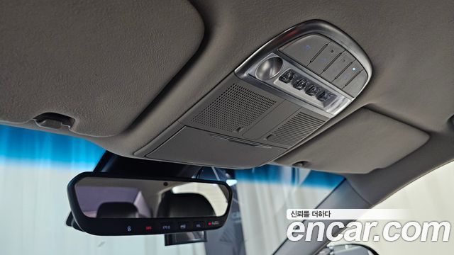 Genesis EQ900 2016 — photo 26