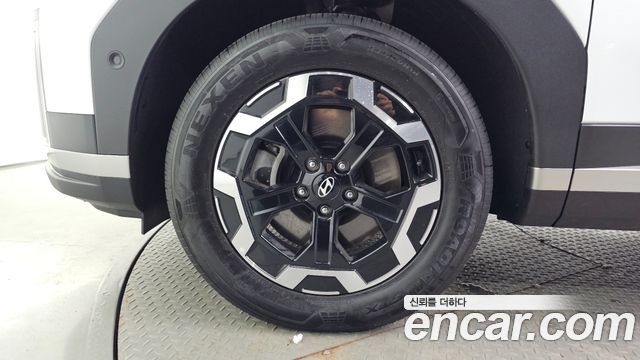 Hyundai Santafe 2025 — photo 5
