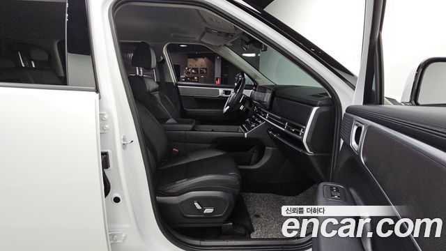 Hyundai Santafe 2025 — photo 17