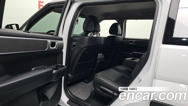 Hyundai Santafe 2025 — photo 16