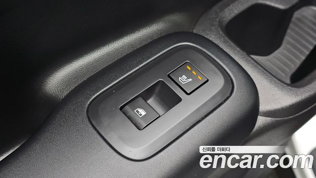 Hyundai Santafe 2025 — photo 30