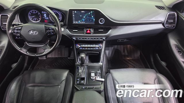 Hyundai Grandeur 2018 — photo 10