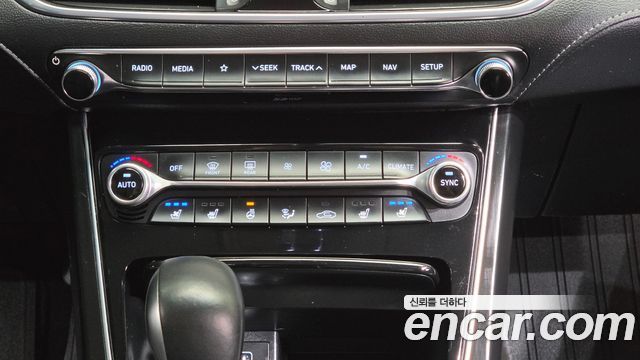 Hyundai Grandeur 2018 — photo 25