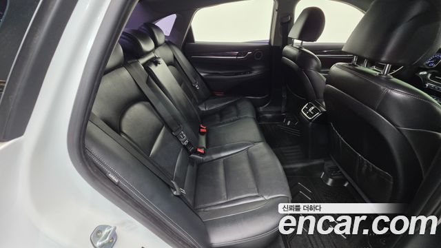 Hyundai Grandeur 2018 — photo 30