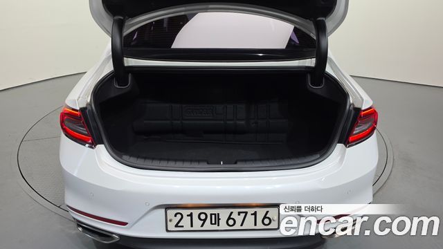 Hyundai Grandeur 2018 — photo 31