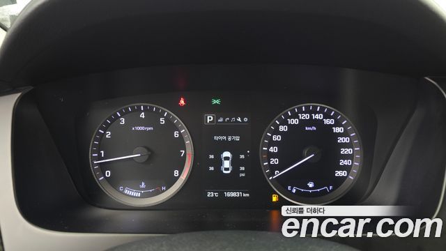 Hyundai Sonata 2017 — photo 11