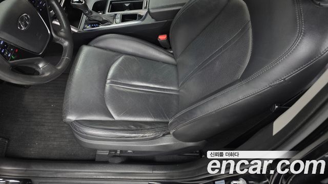 Hyundai Sonata 2017 — photo 25