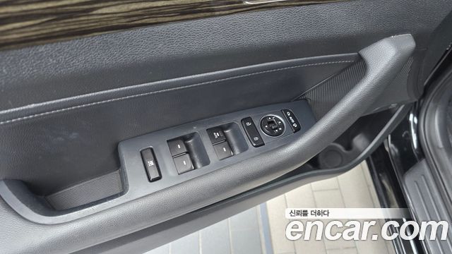 Hyundai Sonata 2017 — photo 29