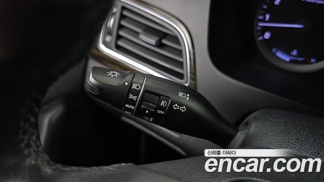 Hyundai Sonata 2017 — photo 30