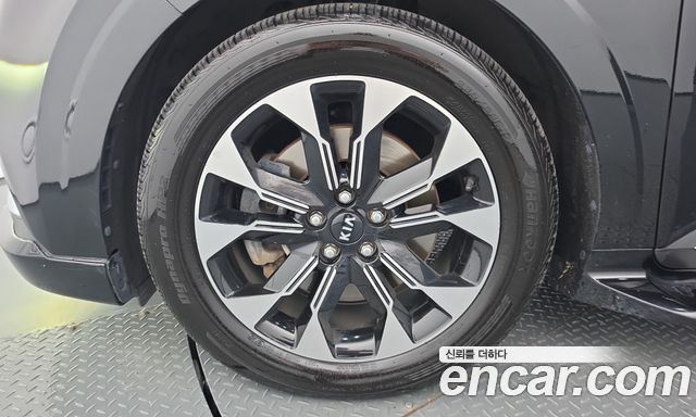 Kia Canival 2021 — photo 5
