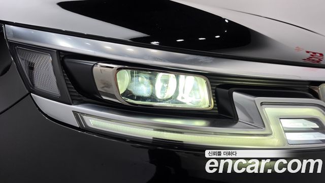 Kia Canival 2021 — photo 8