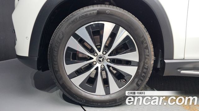 Mercedes-Benz GLE-Class 2024 — photo 5