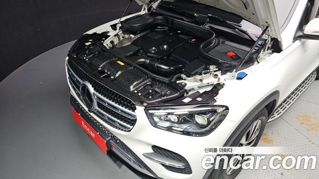 Mercedes-Benz GLE-Class 2024 — photo 6