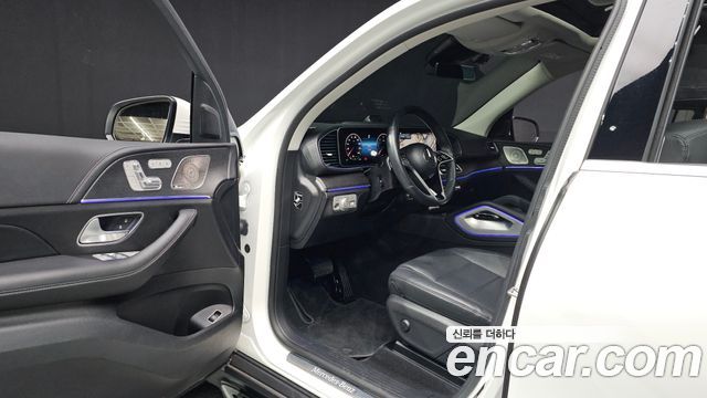 Mercedes-Benz GLE-Class 2024 — photo 13