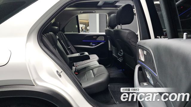 Mercedes-Benz GLE-Class 2024 — photo 18