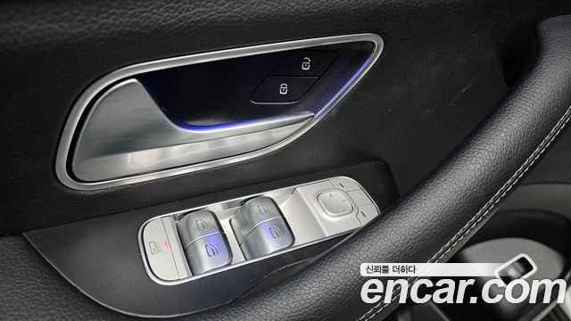 Mercedes-Benz GLE-Class 2024 — photo 20