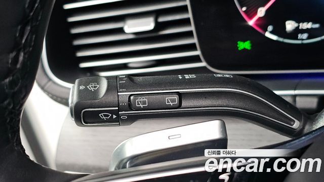 Mercedes-Benz GLE-Class 2024 — photo 22