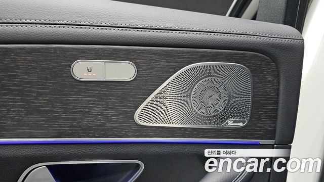Mercedes-Benz GLE-Class 2024 — photo 30