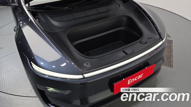 Tesla Model Y 2026 — photo 6