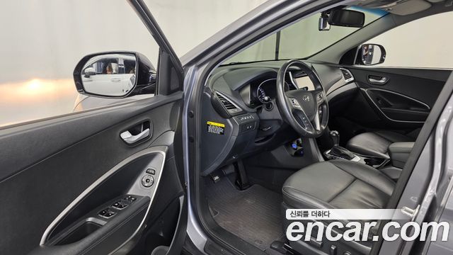 Hyundai Santafe 2016 — photo 13
