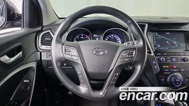 Hyundai Santafe 2016 — photo 18