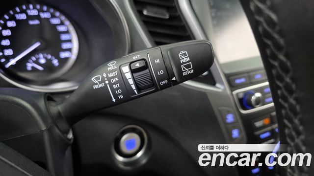 Hyundai Santafe 2016 — photo 22