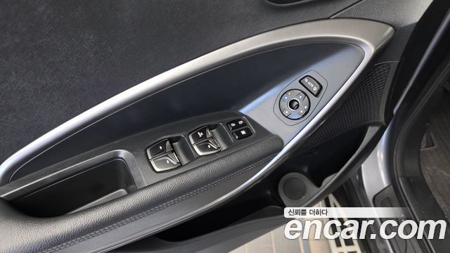 Hyundai Santafe 2016 — photo 28