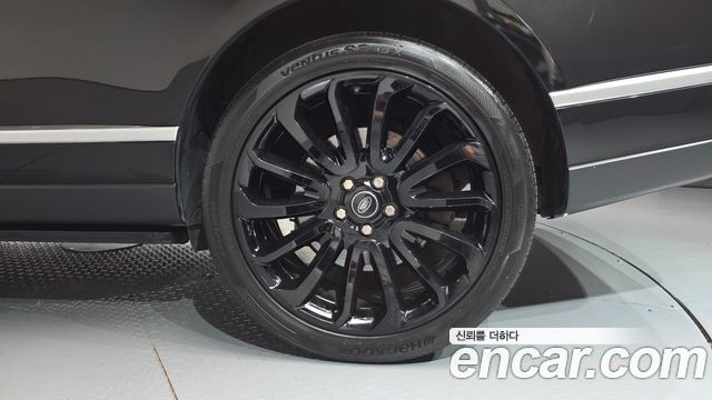 Land Rover Range Rover 2017 — photo 7