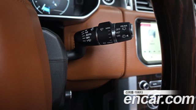 Land Rover Range Rover 2017 — photo 28