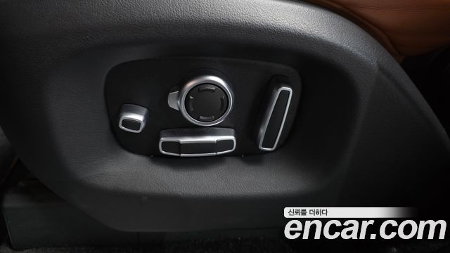 Land Rover Range Rover 2017 — photo 29