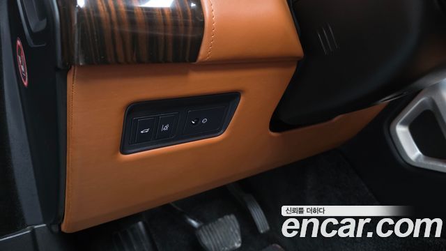 Land Rover Range Rover 2017 — photo 32