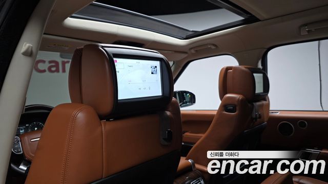 Land Rover Range Rover 2017 — photo 35