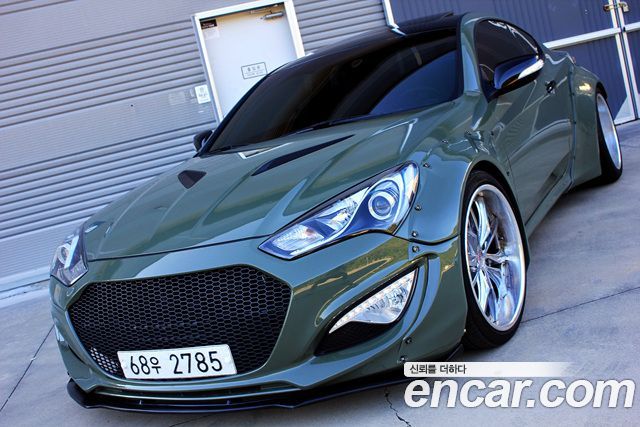 Hyundai Genesis 2011 — photo 1