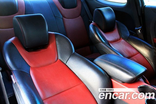 Hyundai Genesis 2011 — photo 10
