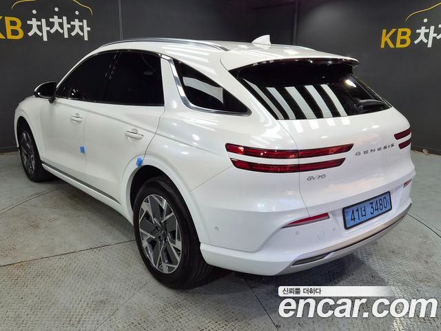 Genesis GV70 2022 — photo 4