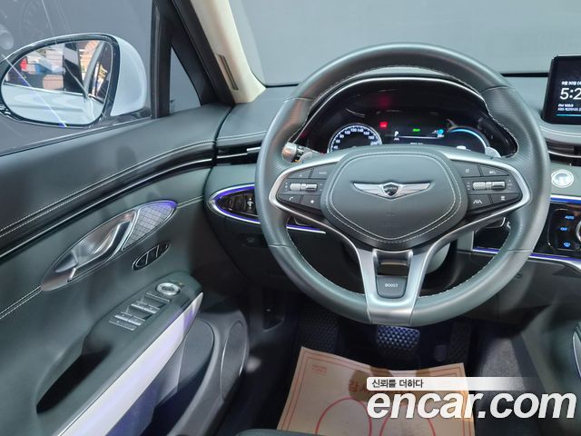 Genesis GV70 2022 — photo 7