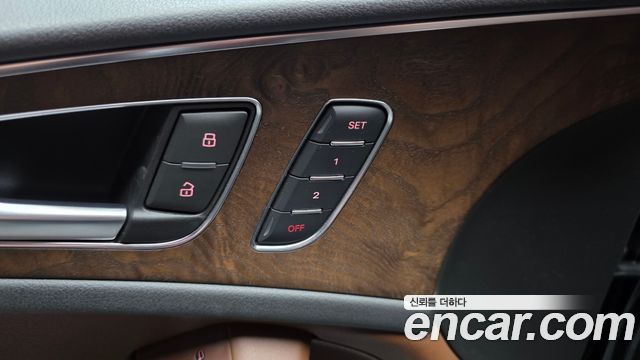 Audi A6 2015 — photo 18